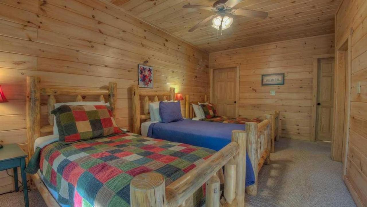 All Decked Out Blue Ridge Bagian luar foto